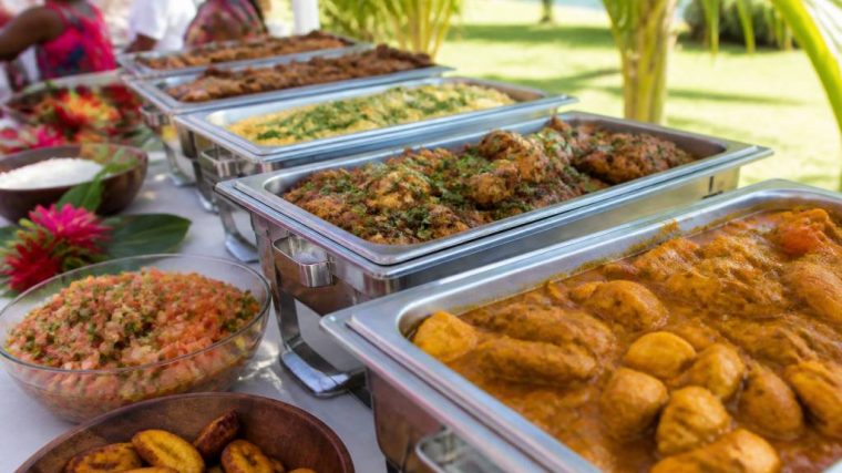 Traiteur antillais à proximité pour vos événements et repas conviviaux