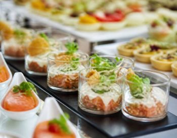 Tendance et fraicheur menu pour un traiteur moderne