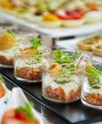 Tendance et fraicheur menu pour un traiteur moderne