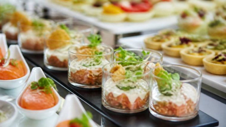 Tendance et fraicheur menu pour un traiteur moderne