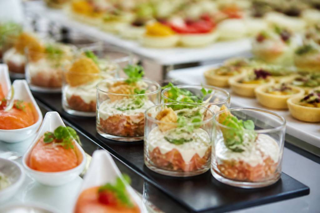 Tendance et fraicheur menu pour un traiteur moderne